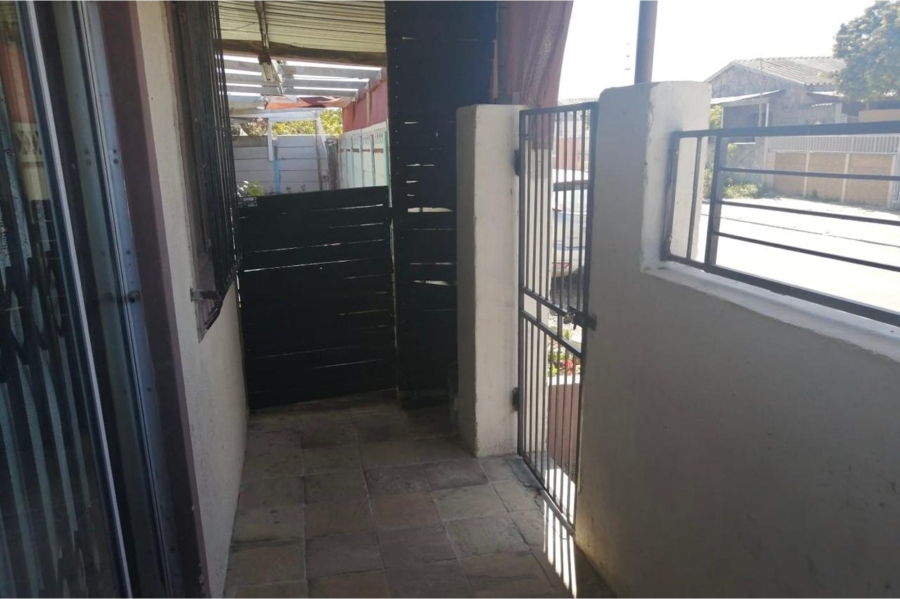 3 Bedroom Property for Sale in Belhar Western Cape